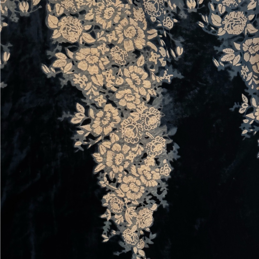 NWT Chico's Black/brown Velvet Floral Sheer Ruana Coverin - Picture 11 of 14